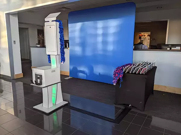 photo booth rental in Manalapan nj new jersey traditional open-air clean setup